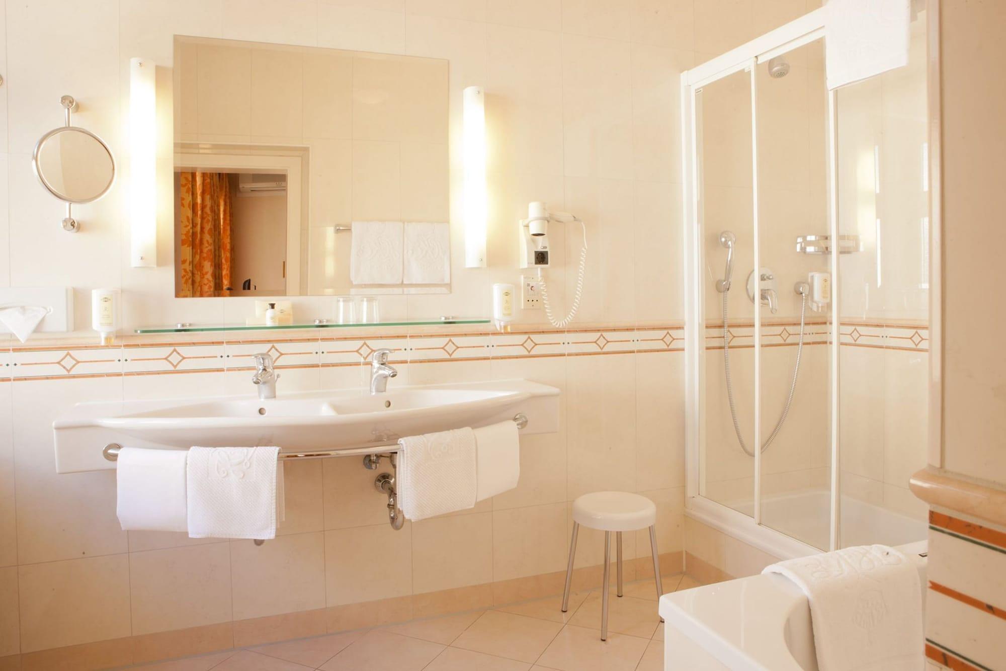 Hotel Kaiserin Elisabeth Wien Ngoại thất bức ảnh